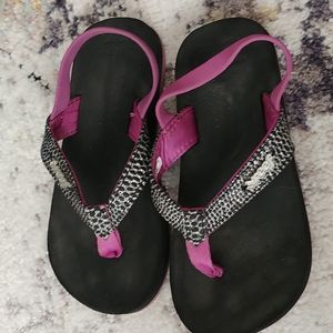 Reef black / purple sandles